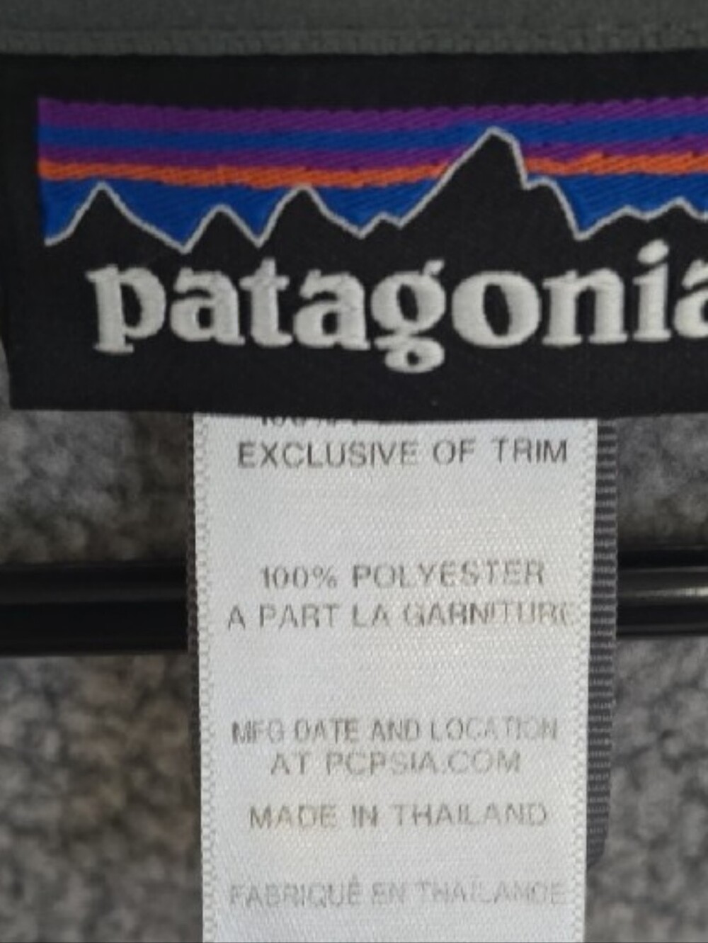 Patagonia Men’s Light Gray Half-Zip Fleece Pullover - Picture 2 of 5